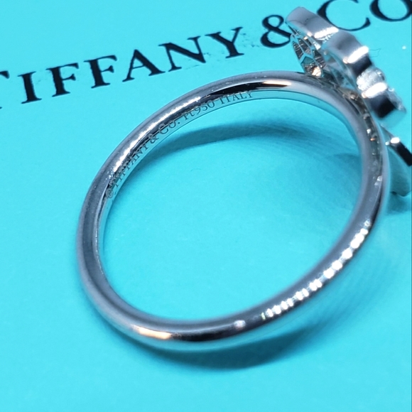 Tiffany & Co., Mini Paper Flowers Ring - Picture 7 of 11